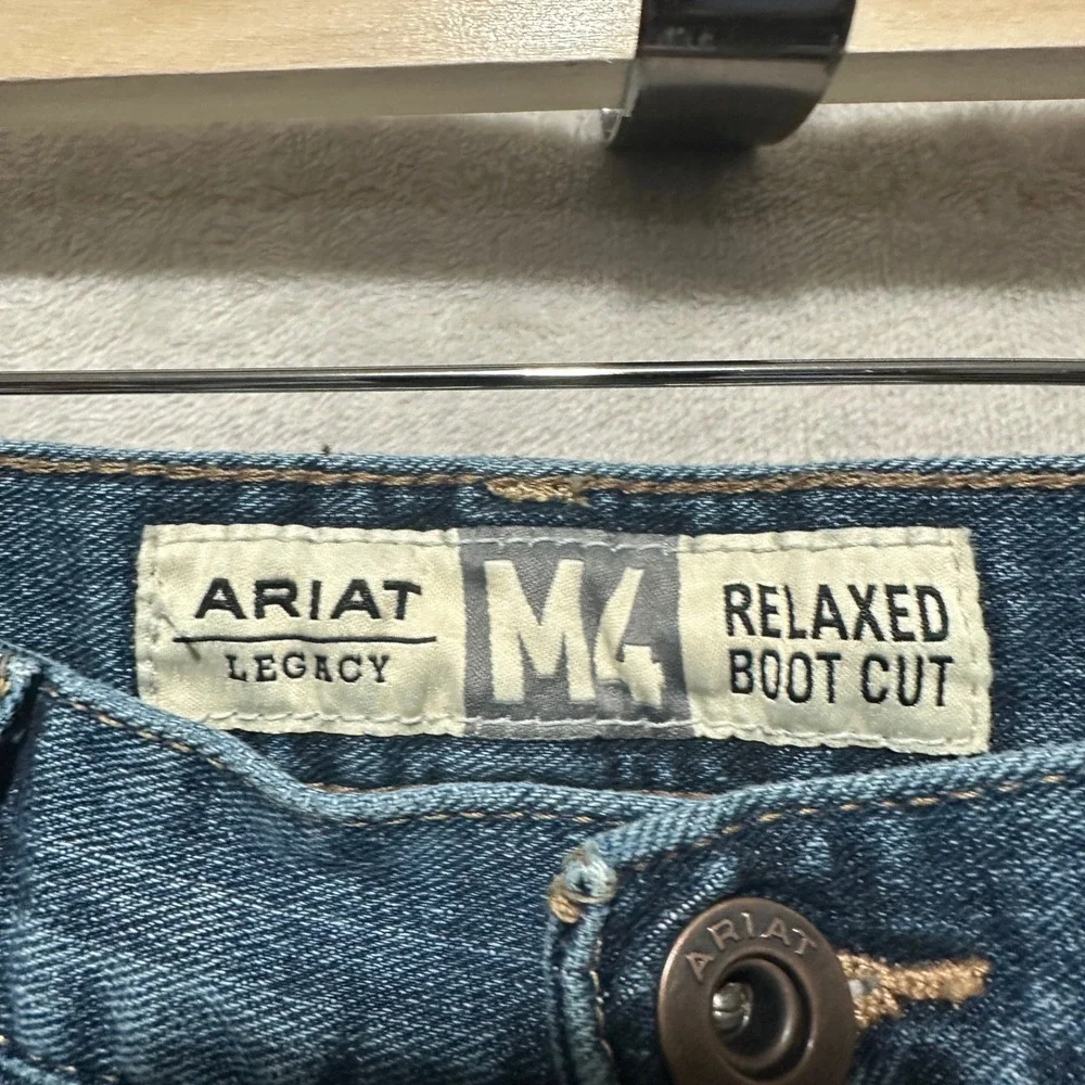Ariat M4 Relaxed Boot Cut Jeans Mens 30 Blue Legacy Denim Low Rise 10056917